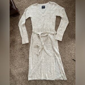 Abercrombie sweater dress